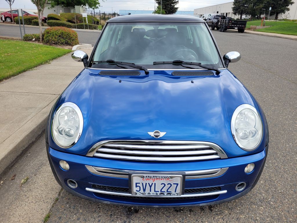 2006 MINI Cooper Image 2