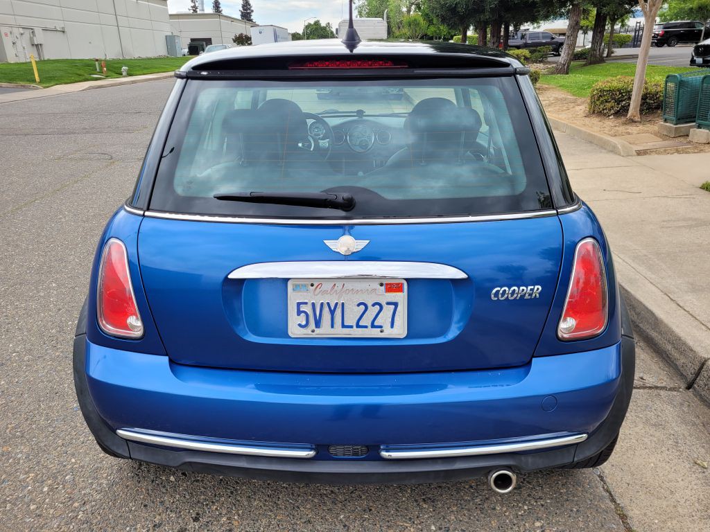 2006 MINI Cooper Image 6