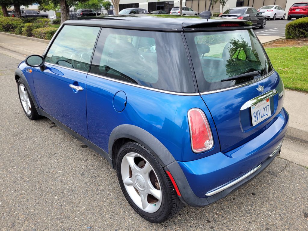 2006 MINI Cooper Image 7