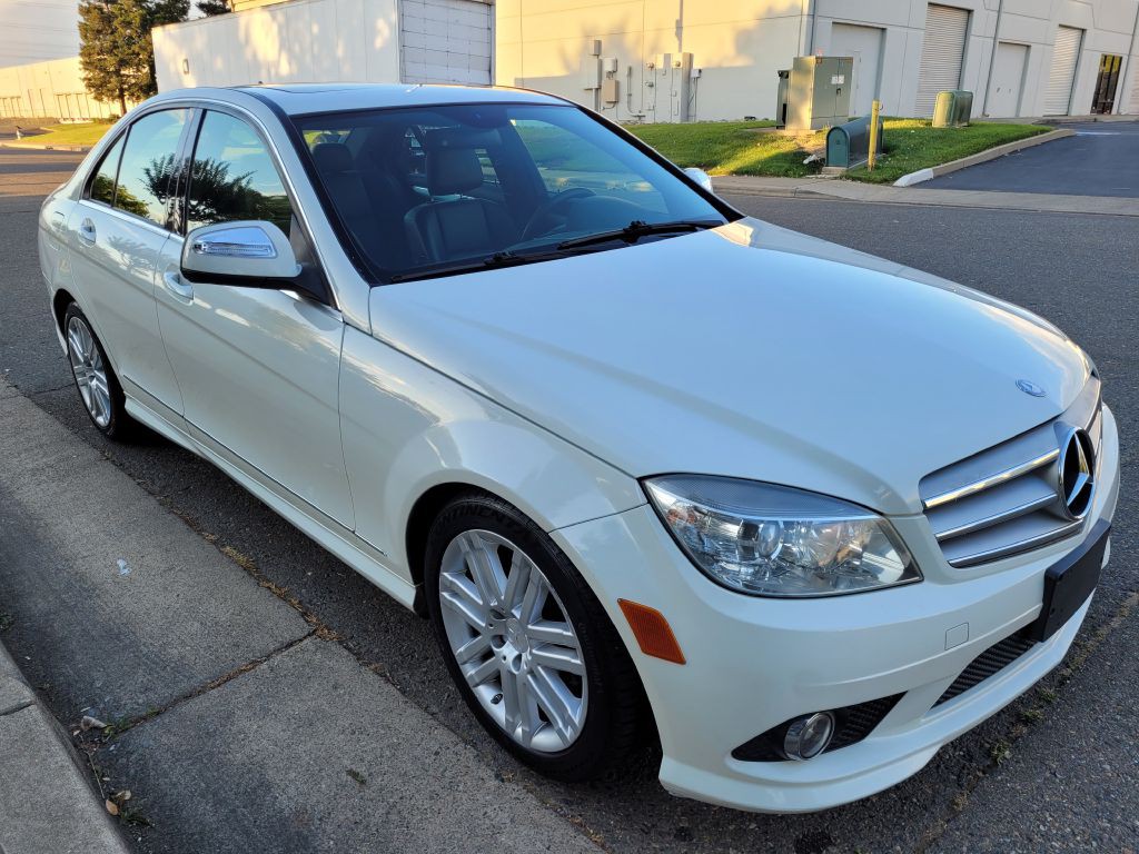 2008 Mercedes-Benz C-Class Image 3