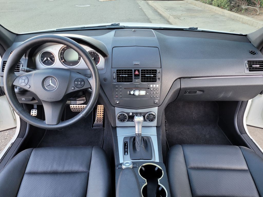 2008 Mercedes-Benz C-Class Image 12