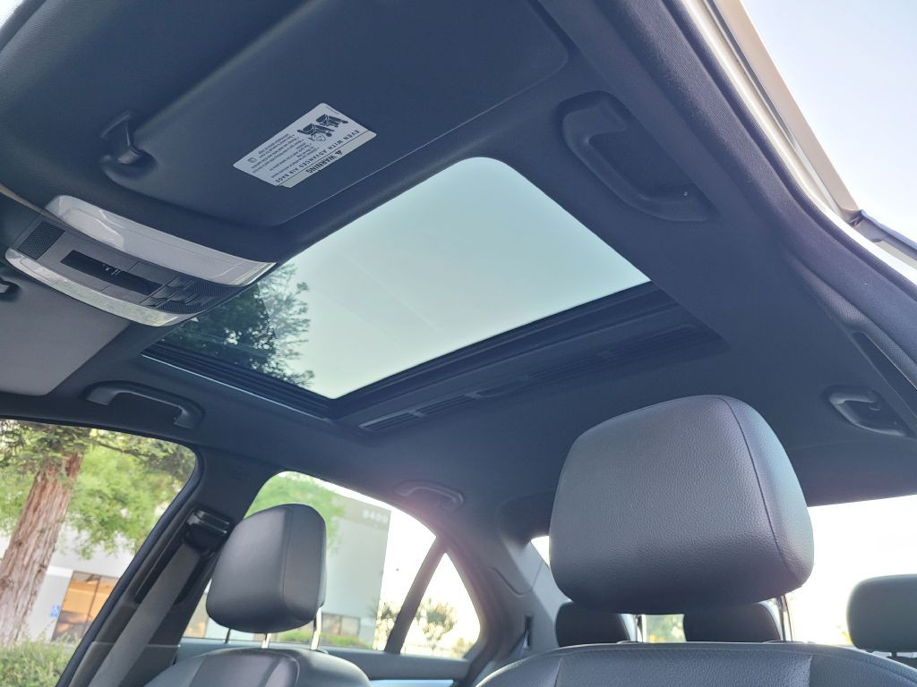 2008 Mercedes-Benz C-Class Image 13