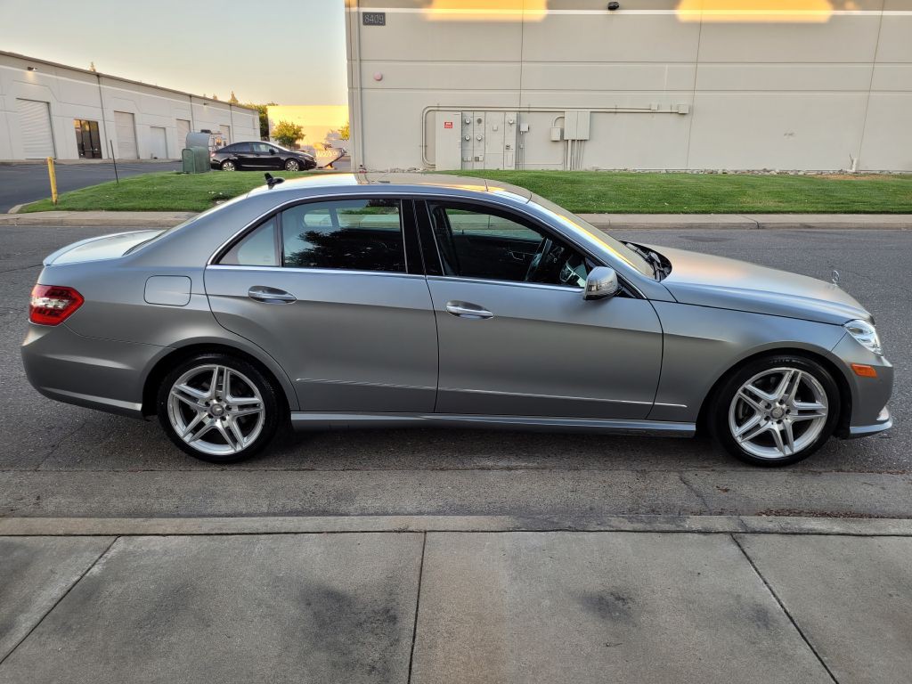 2011 Mercedes-Benz E-Class Image 4