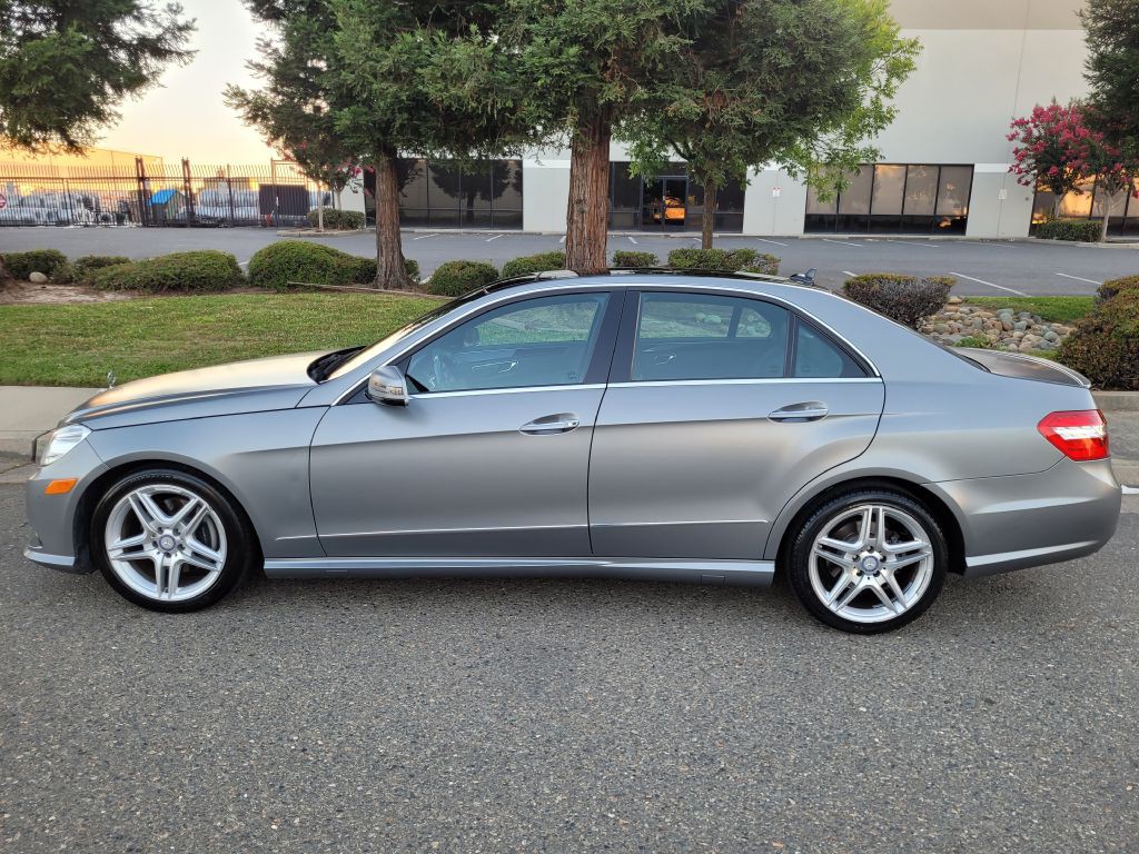 2011 Mercedes-Benz E-Class Image 8