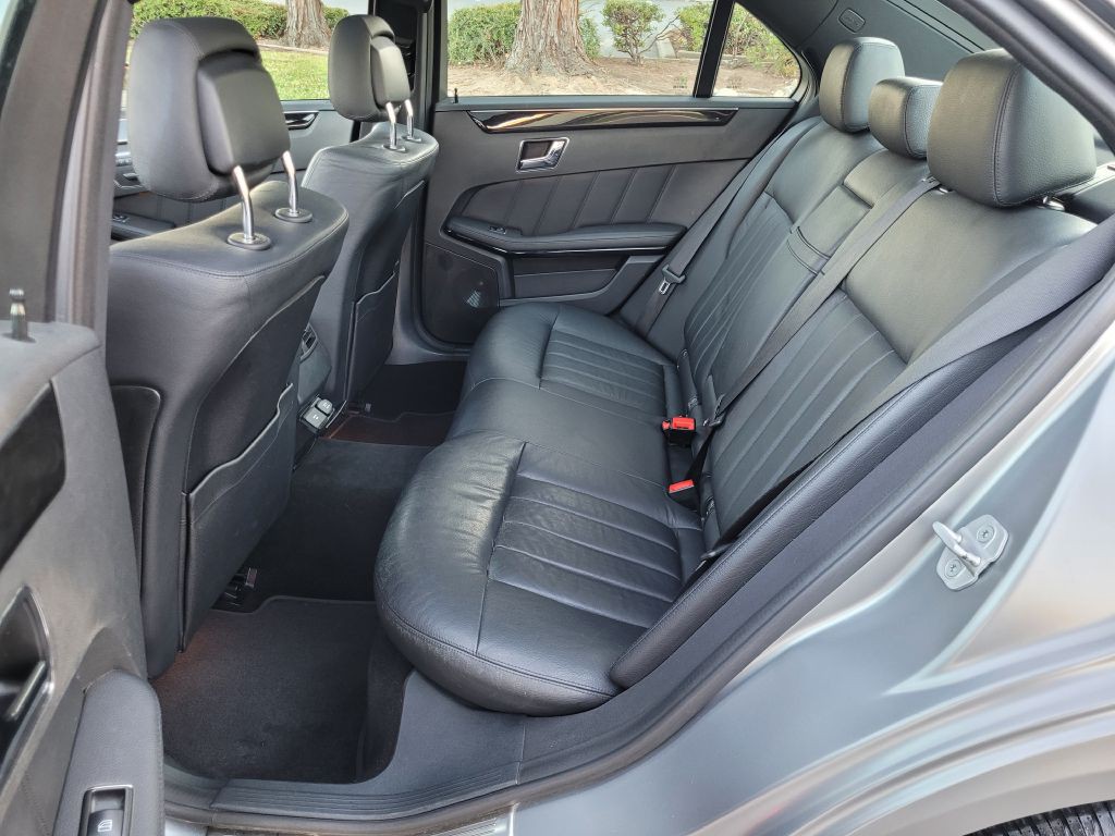 2011 Mercedes-Benz E-Class Image 11