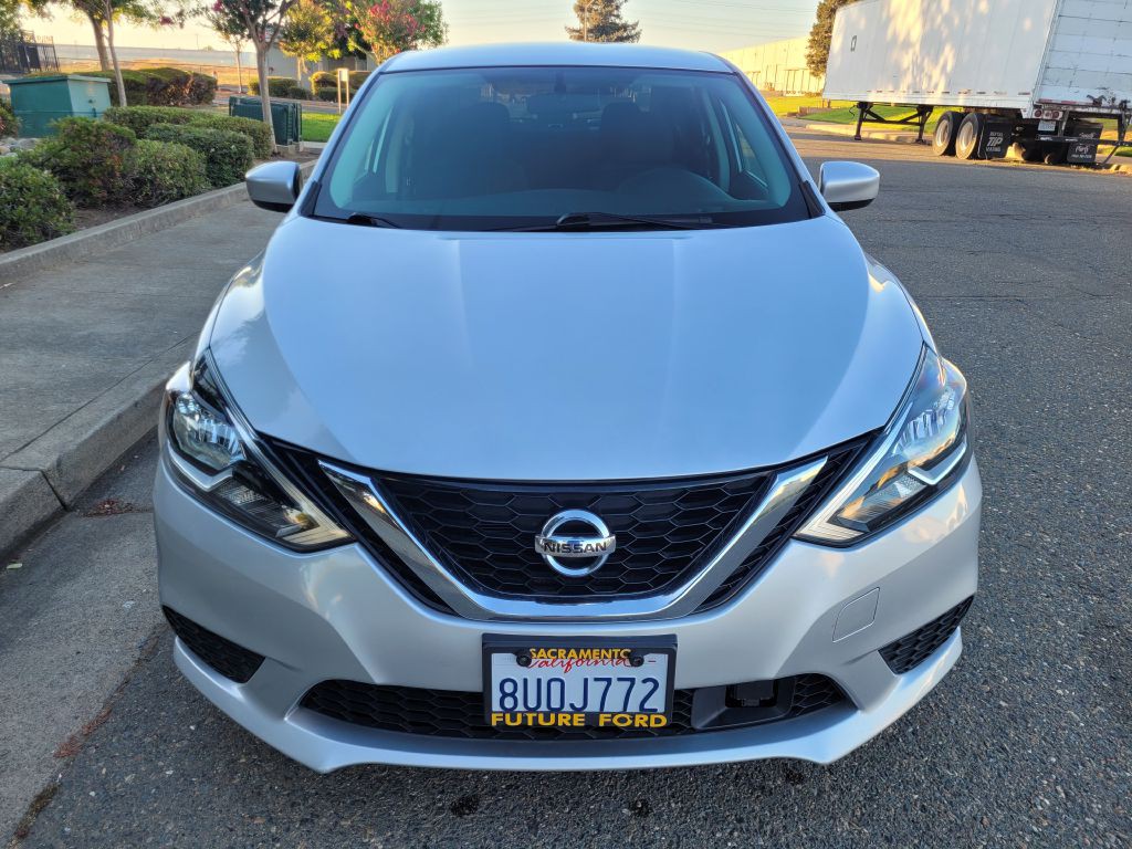 2019 Nissan Sentra Image 2