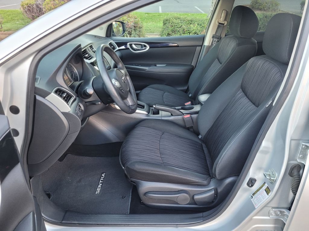 2019 Nissan Sentra Image 10