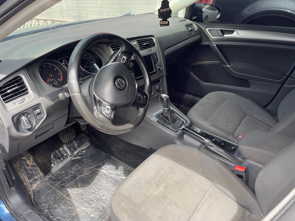 2016 Volkswagen Golf Image 7