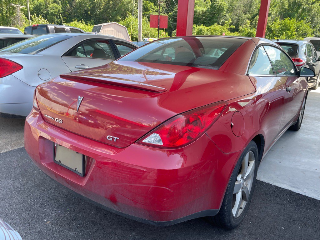 2007 Pontiac G6 Image 6