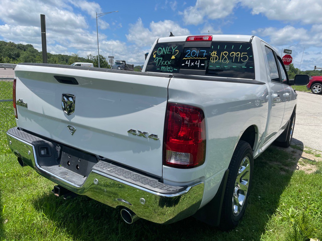2017 RAM 1500 Image 4