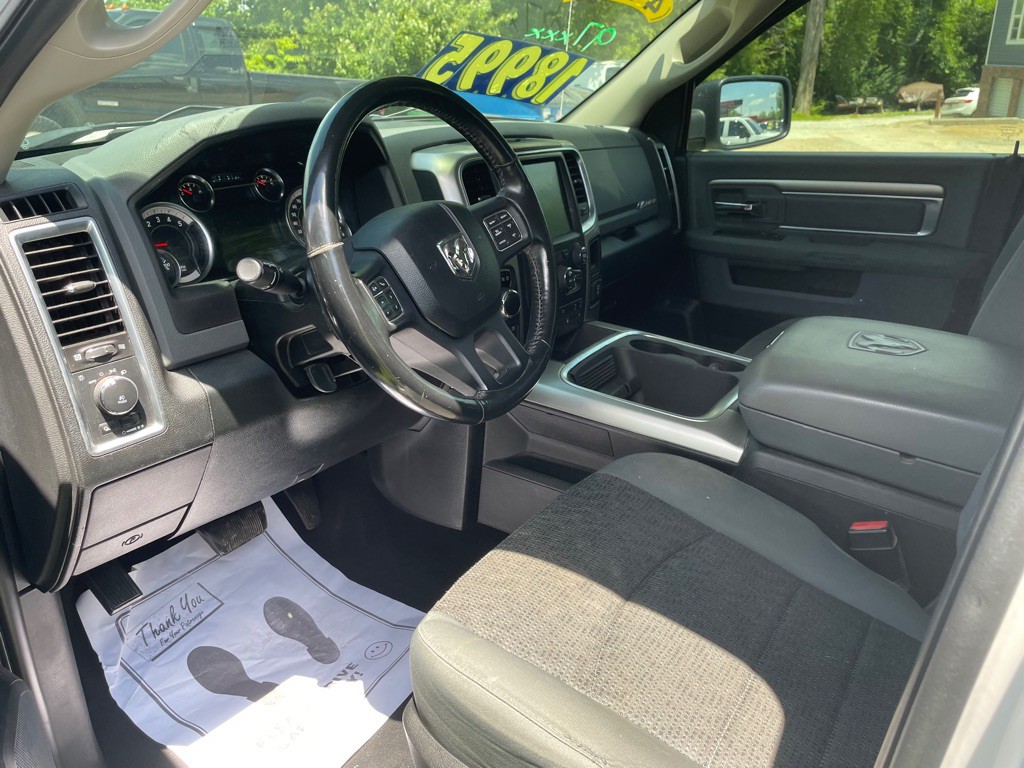 2017 RAM 1500 Image 7