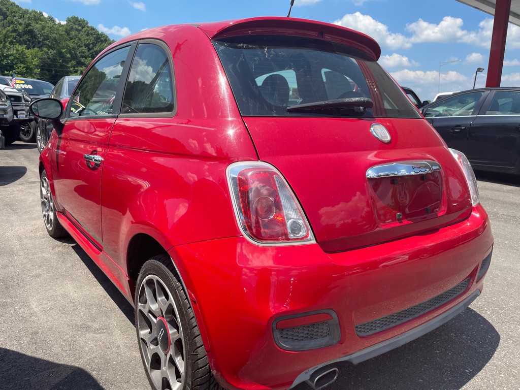 2012 FIAT 500 Image 7