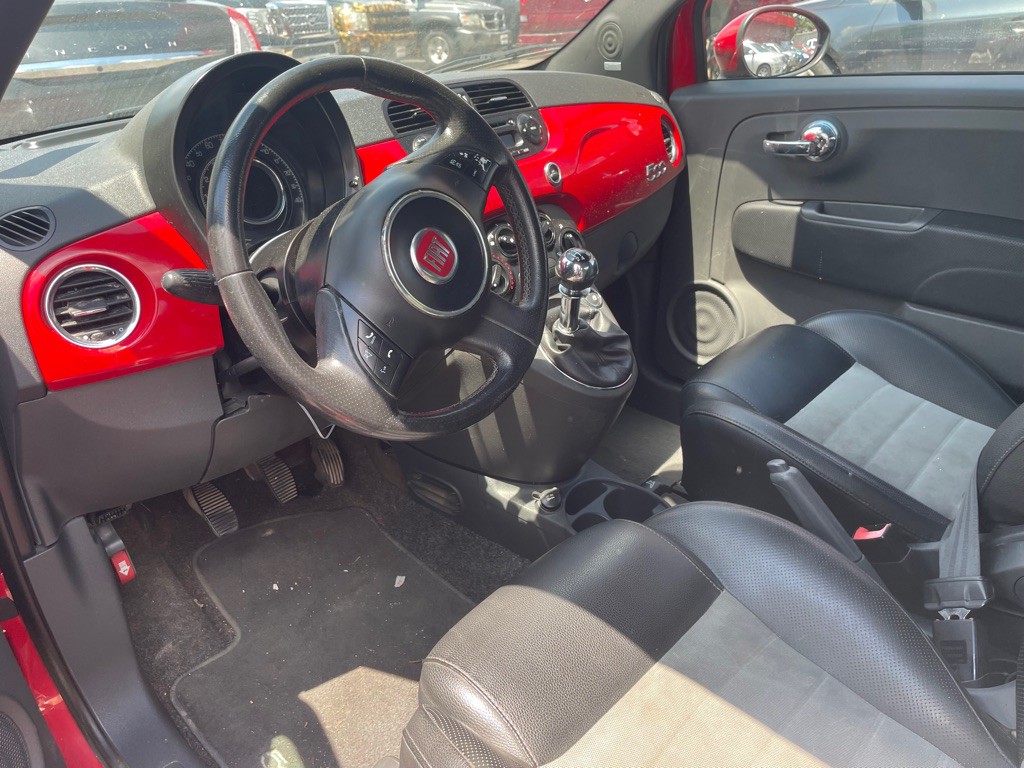 2012 FIAT 500 Image 8