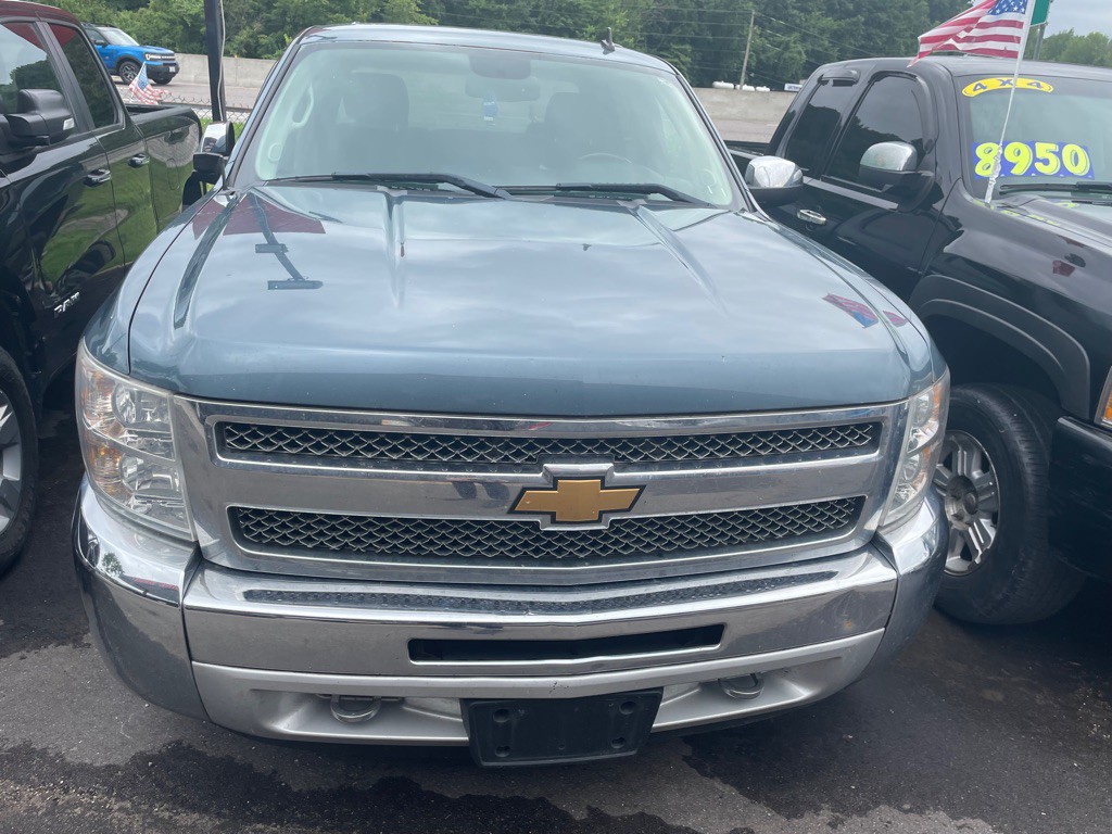 2013 Chevrolet Silverado 1500 Image 2