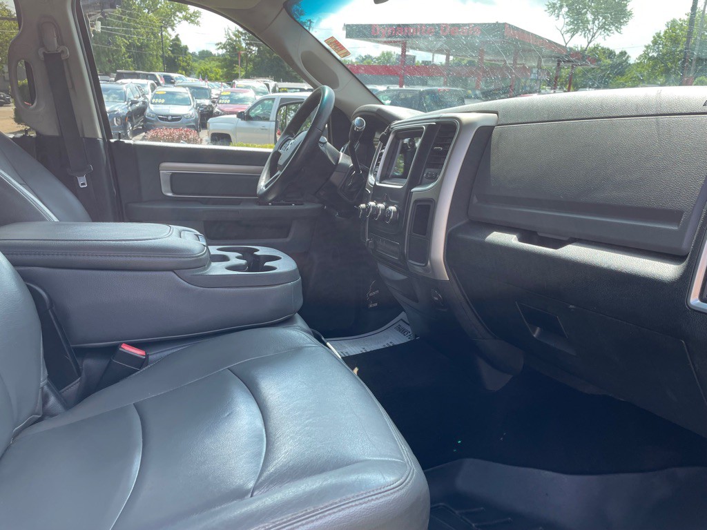 2014 RAM 2500 Image 10