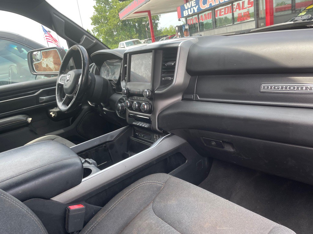 2019 RAM 1500 Image 9