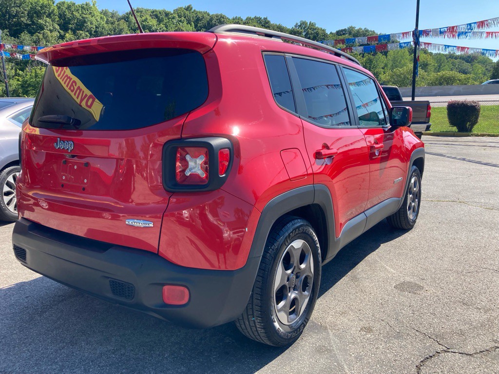2015 Jeep Renegade Image 5