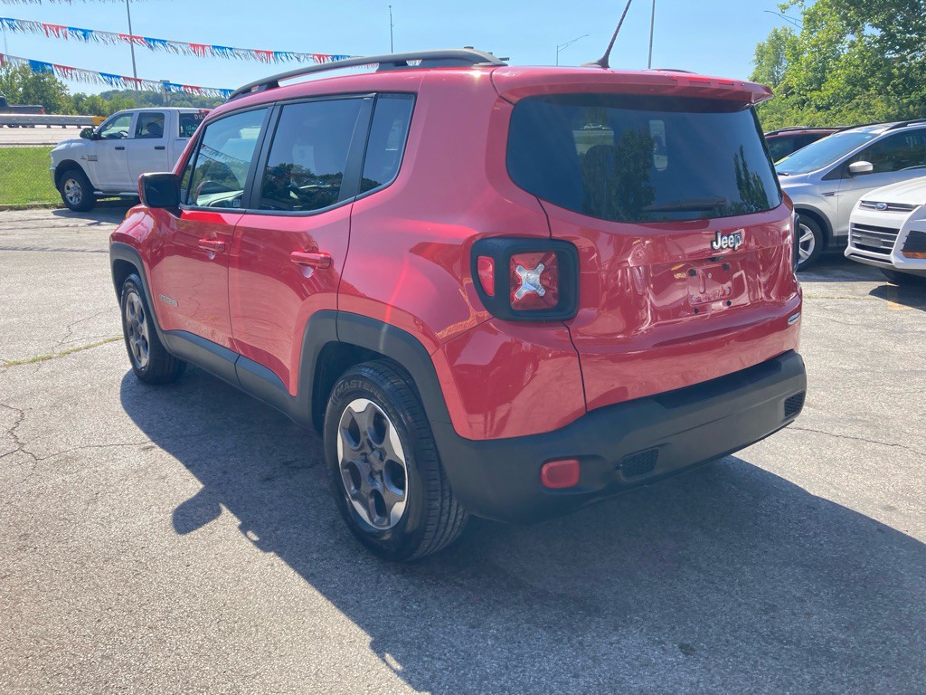 2015 Jeep Renegade Image 7