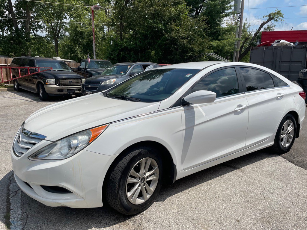 2013 Hyundai Sonata Image 4