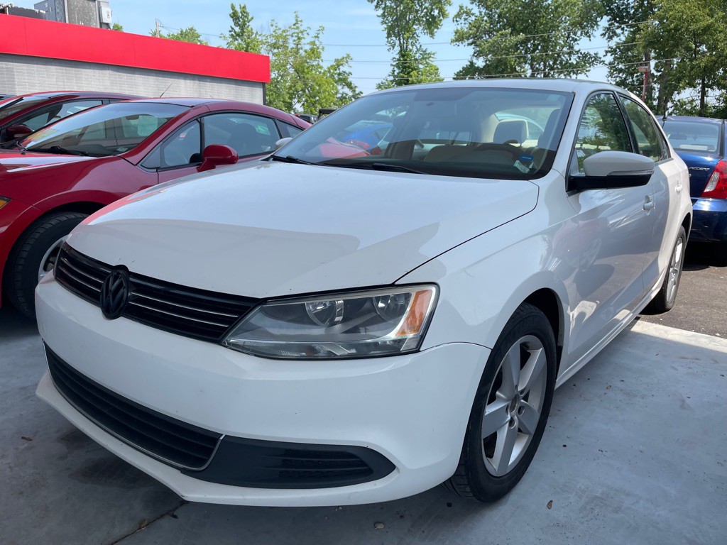 2013 Volkswagen Jetta Image 3