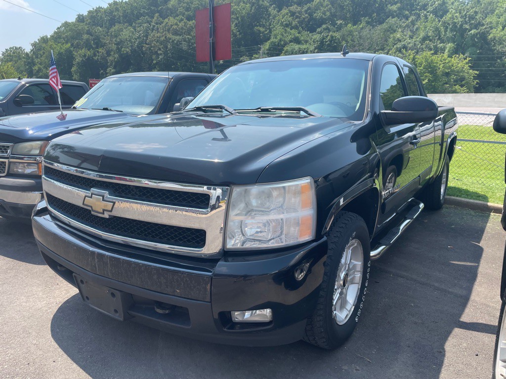 2008 Chevrolet Silverado 1500 Image 1