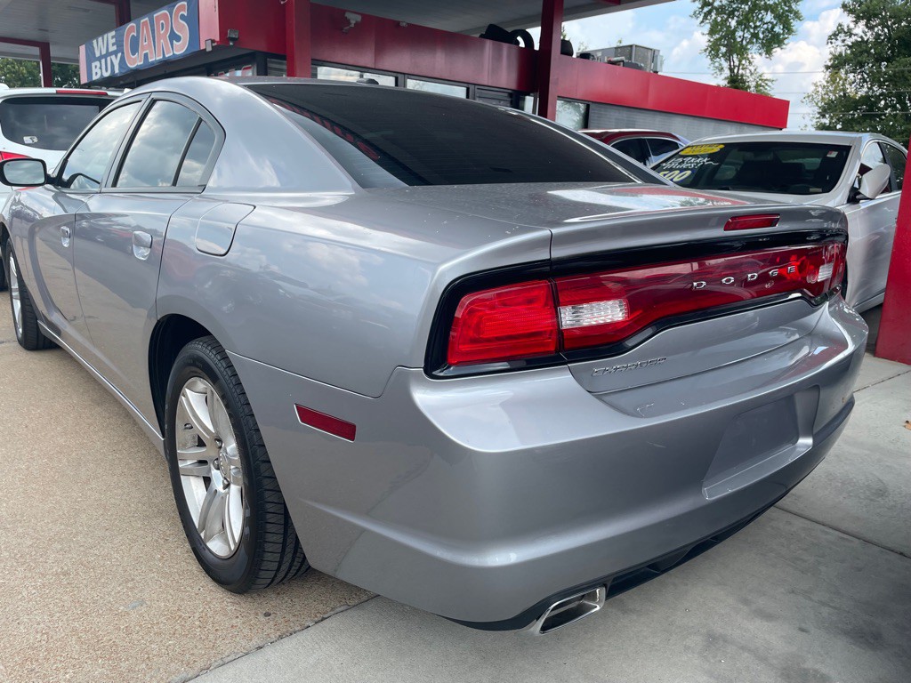 2011 Dodge Charger Image 5