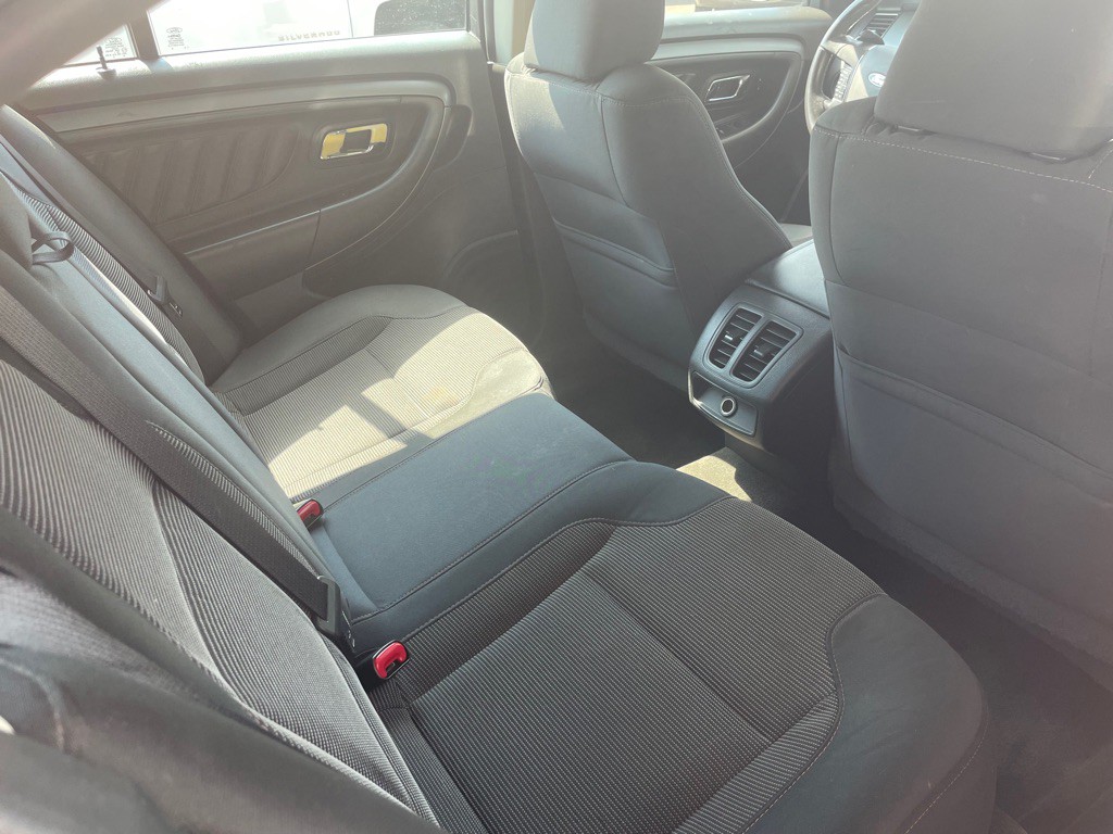 2012 Ford Taurus Image 11