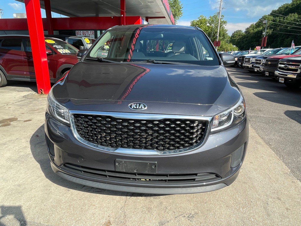 2016 Kia Sedona Image 3