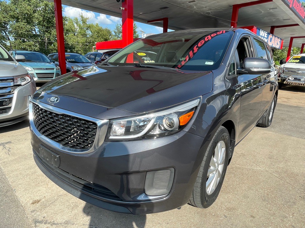2016 Kia Sedona Image 4