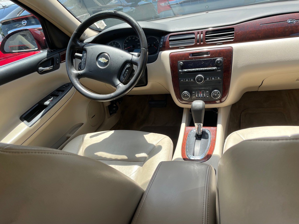 2010 Chevrolet Impala Image 9