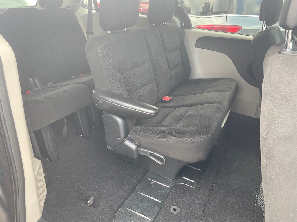 2017 Dodge Grand Caravan Image 8