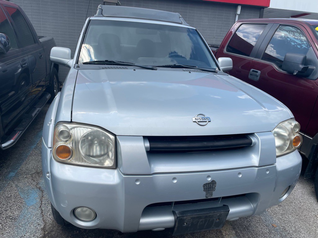 2001 Nissan Frontier Image 2