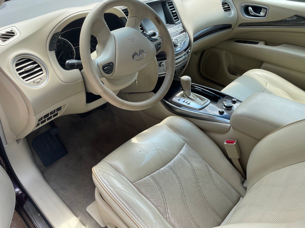 2013 INFINITI JX35 Image 8