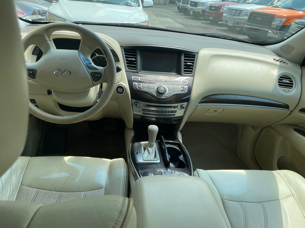 2013 INFINITI JX35 Image 9