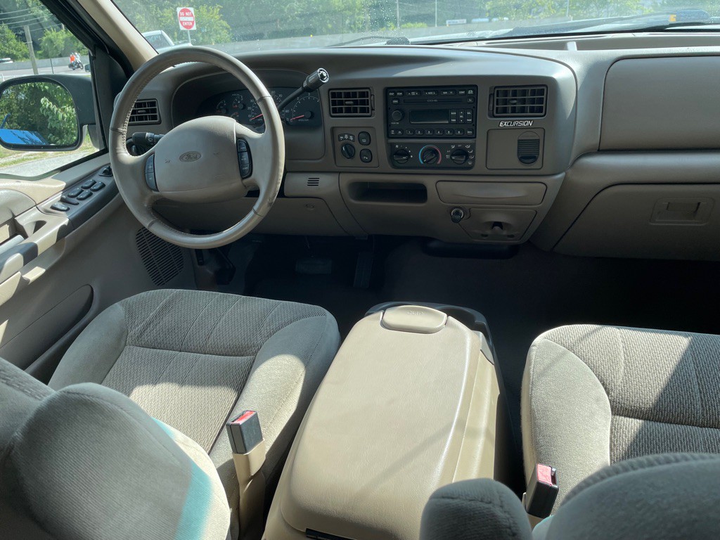 2001 Ford Excursion Image 9