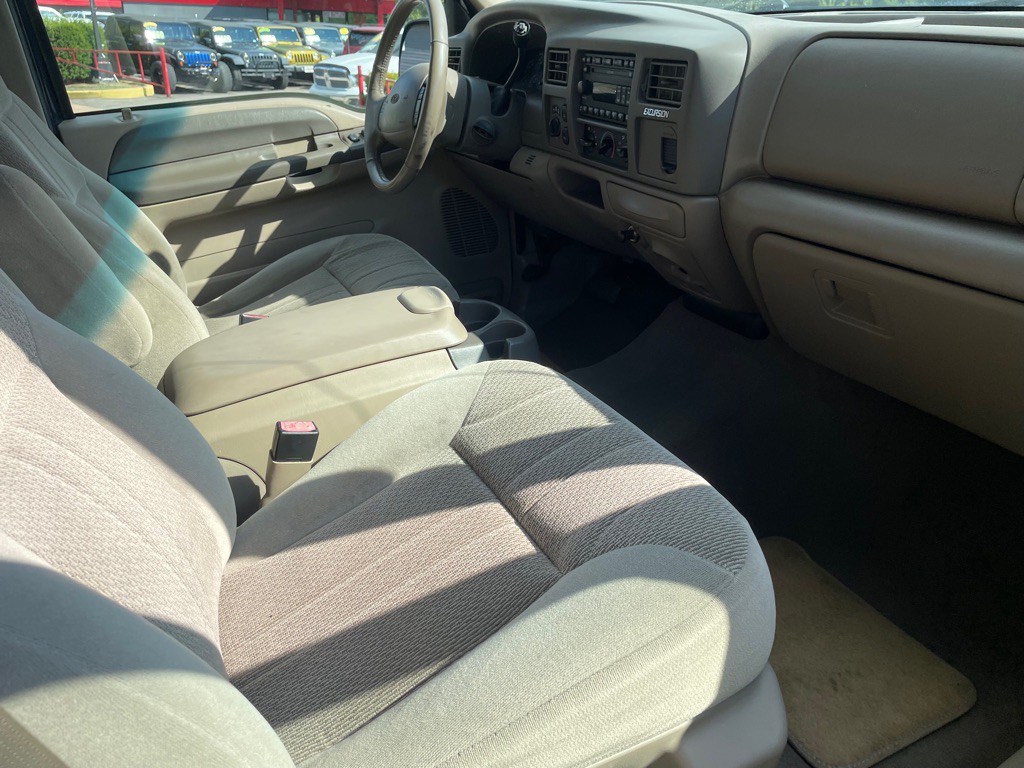 2001 Ford Excursion Image 10