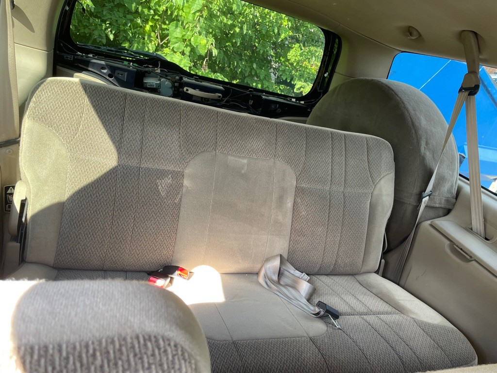 2001 Ford Excursion Image 12