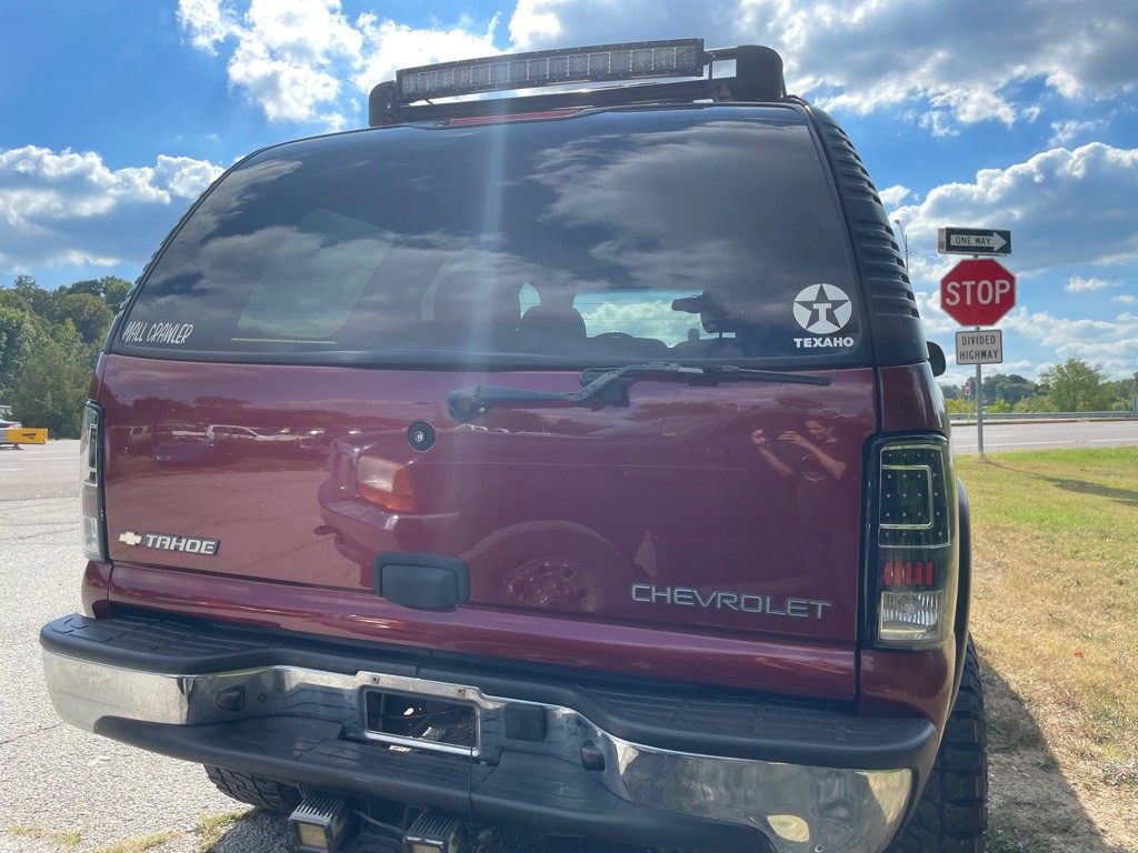 2002 Chevrolet Tahoe Image 7