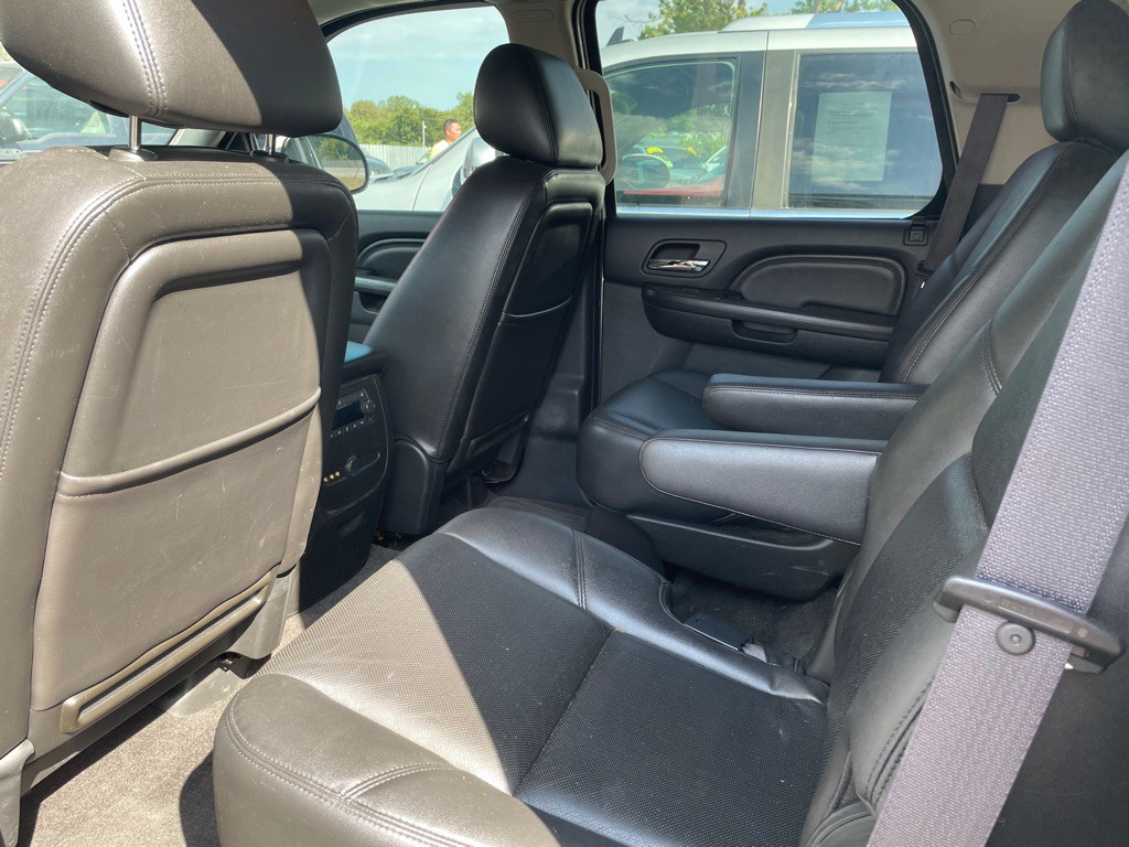 2011 GMC Yukon Image 10