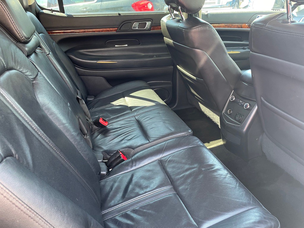 2019 Lincoln MKT Image 10