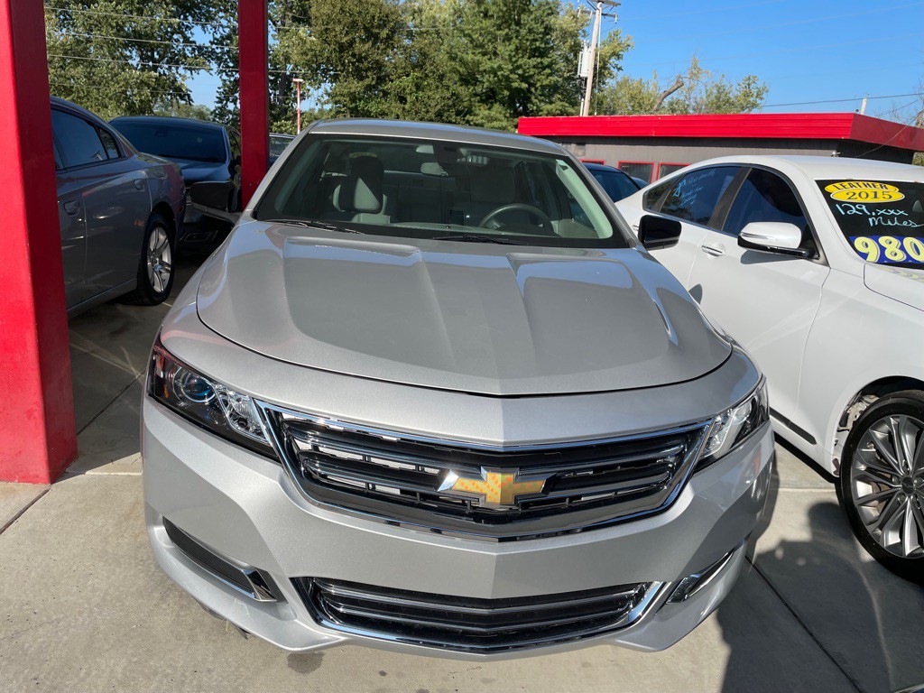 2017 Chevrolet Impala Image 2