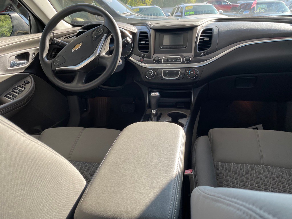 2017 Chevrolet Impala Image 8