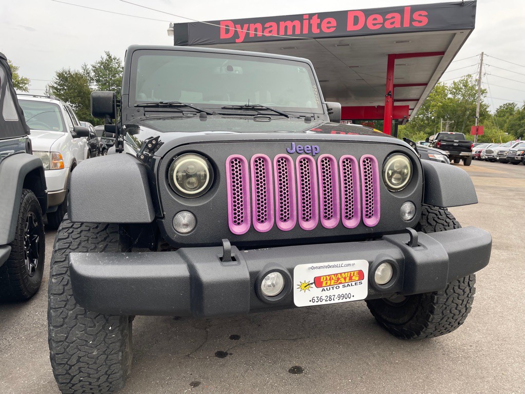 2014 Jeep Wrangler Image 2