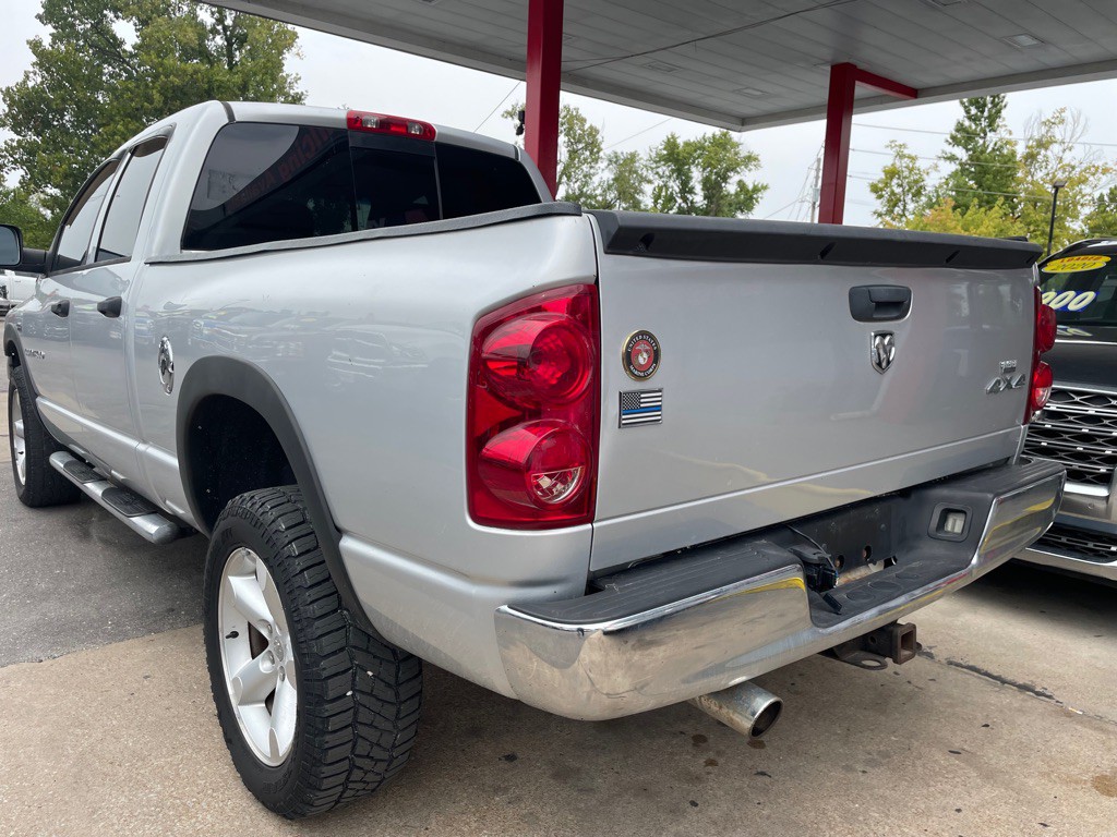 2007 Dodge Ram 1500 Image 7