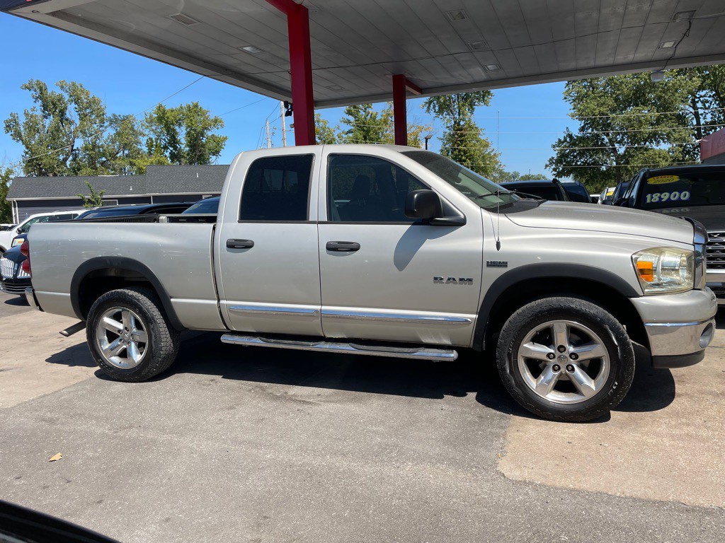 2008 Dodge Ram 1500 Image 1