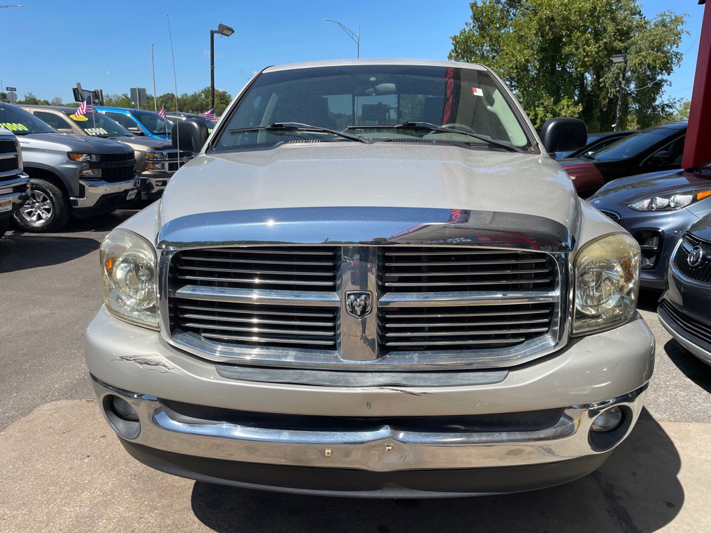 2008 Dodge Ram 1500 Image 3