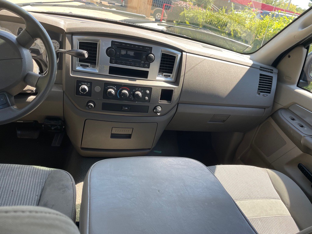 2008 Dodge Ram 1500 Image 9