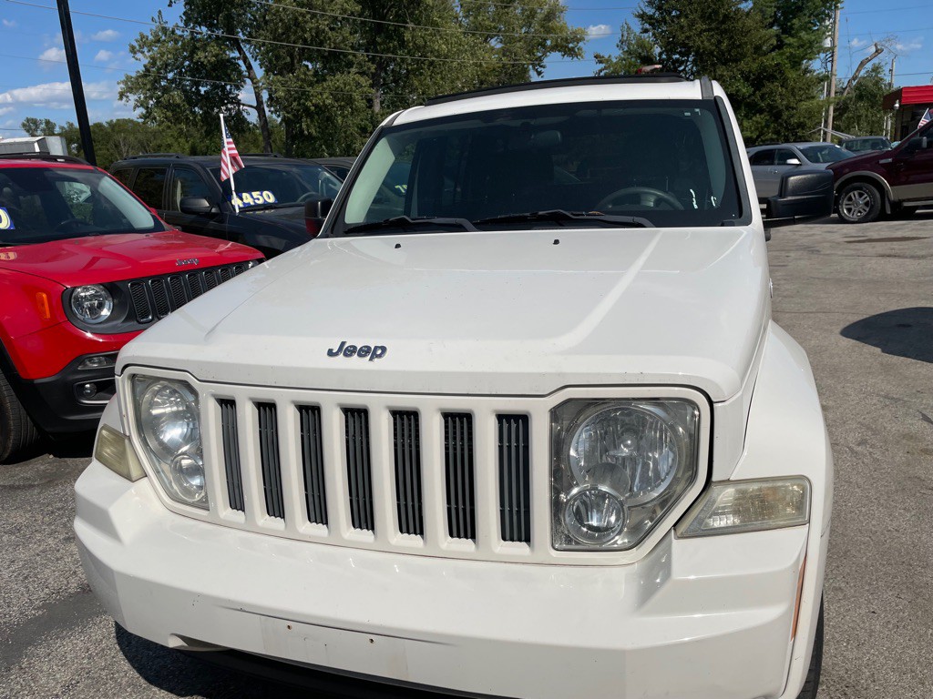 2010 Jeep Liberty Image 3