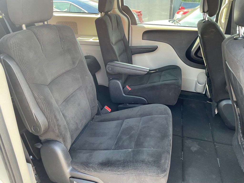 2016 Dodge Grand Caravan Image 11
