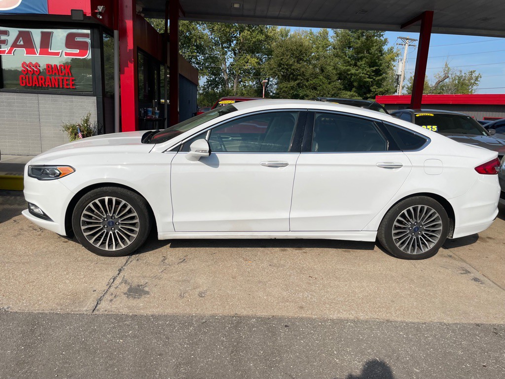 2017 Ford Fusion Image 6